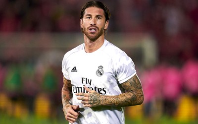 冠竞体育-佛得角门将扑救集锦